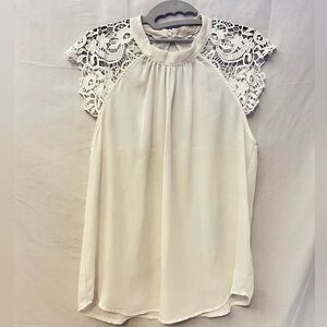 Lace sleeve keyhole back white blouse M